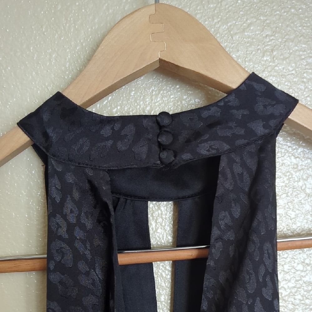 BCBG Halter Black Textured Animal Print Dress NWOT - Picture 6 of 10